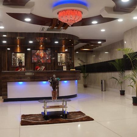 Kani Residency Hotel Тутикорин Экстерьер фото