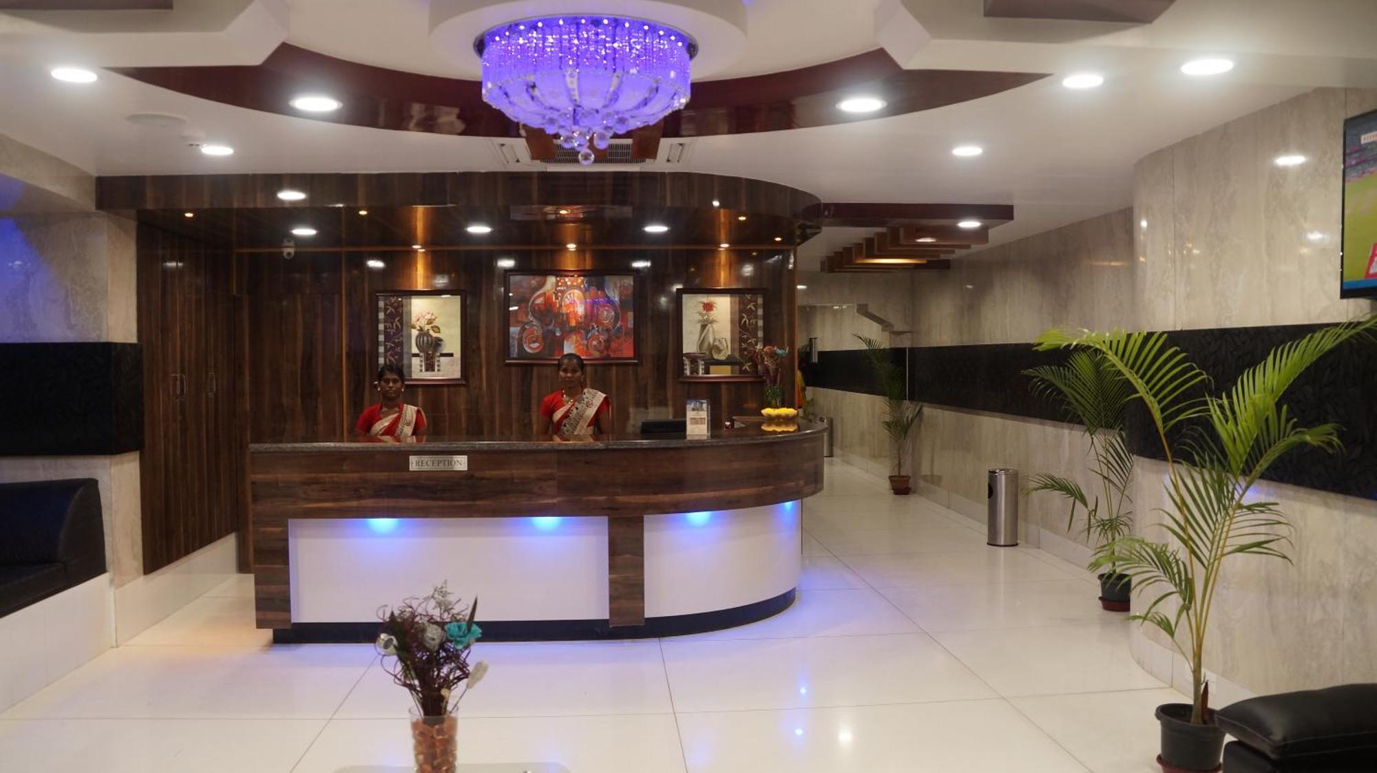 Kani Residency Hotel Тутикорин Экстерьер фото
