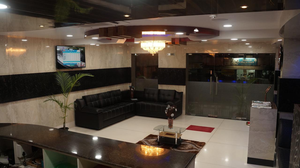 Kani Residency Hotel Тутикорин Экстерьер фото